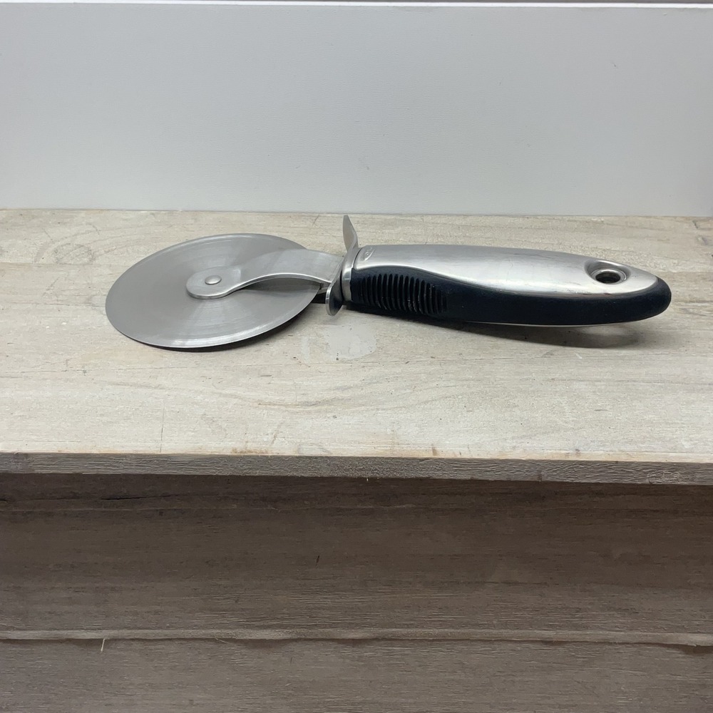 OXO Good Grips Stainless Steel Pizza Cutter Wheel Silver Black Ergonomic 9 inch